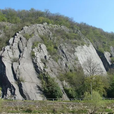 Les Collines Holiday home *